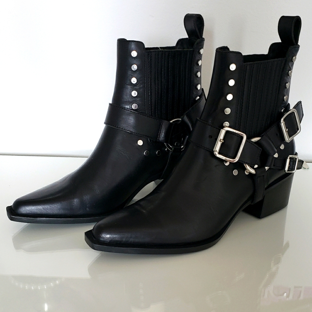 Diesel Black Gold Leather Ankle Biker Boots Chrome Hardware Women Size 40 NWT